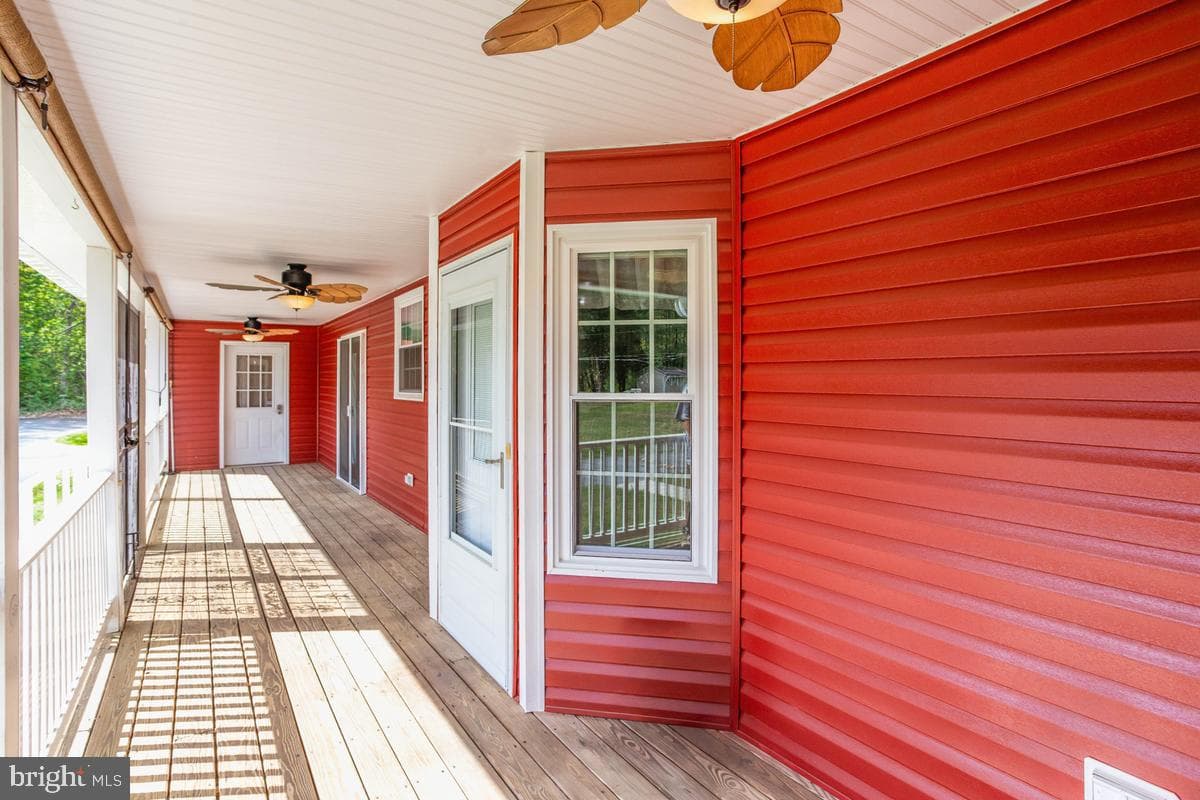 400 Adelina Road photo 6