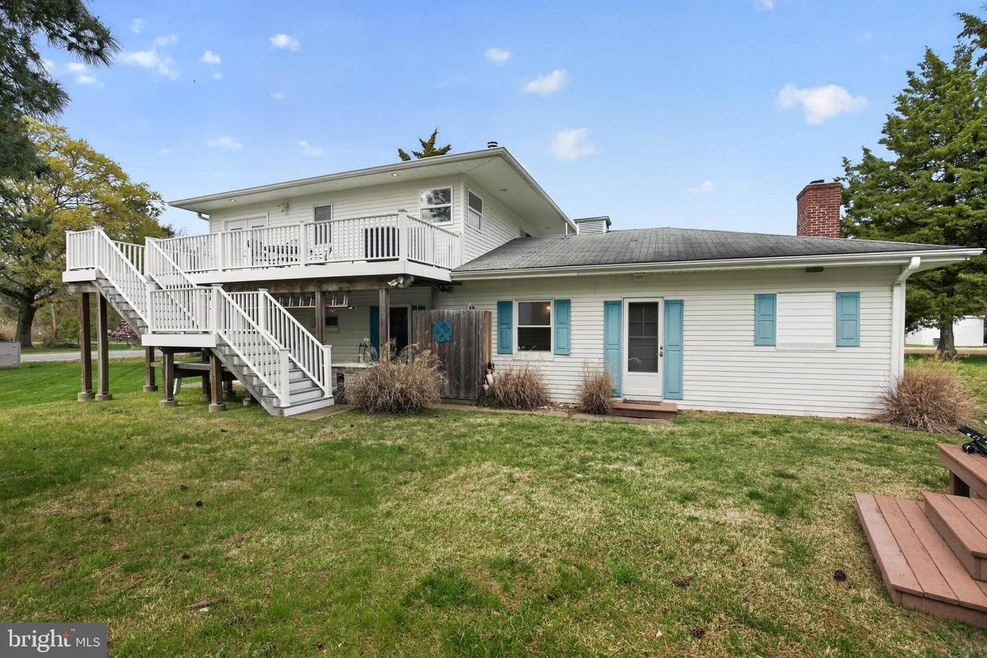 11005 Poplar Drive photo 3