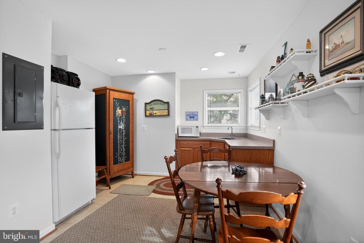 11005 Poplar Drive photo 32