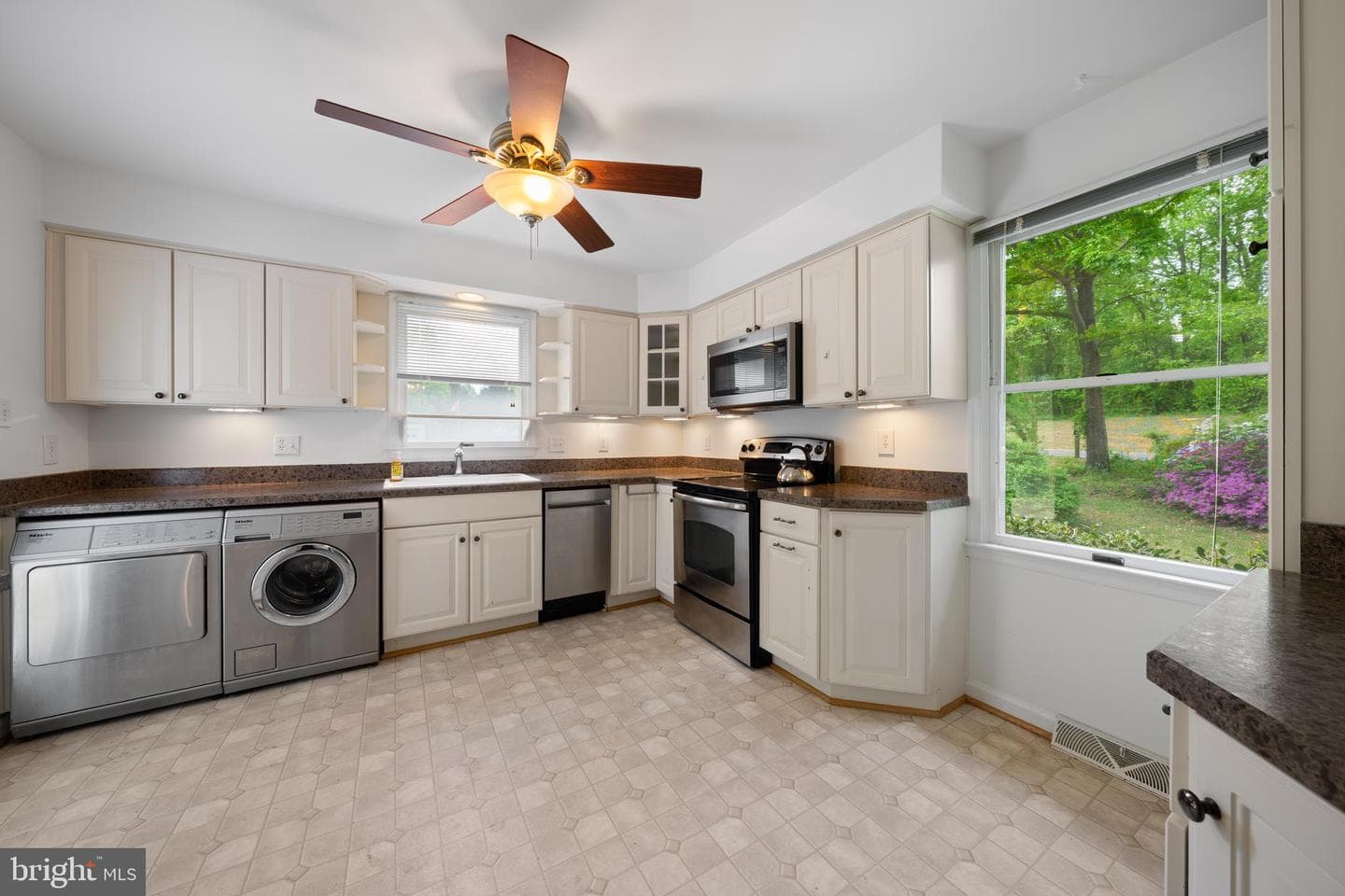 5681 Hardesty Road photo 14