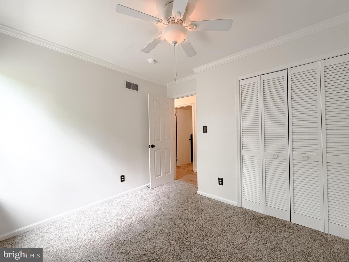 605 Mermaid Court photo 29