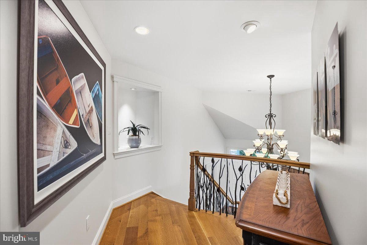 7335 Perry Lane photo 42