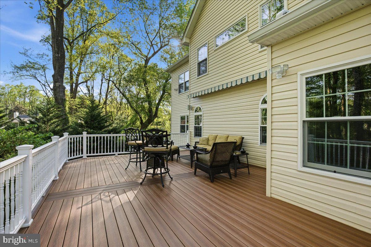 3285 Channel Court photo 128