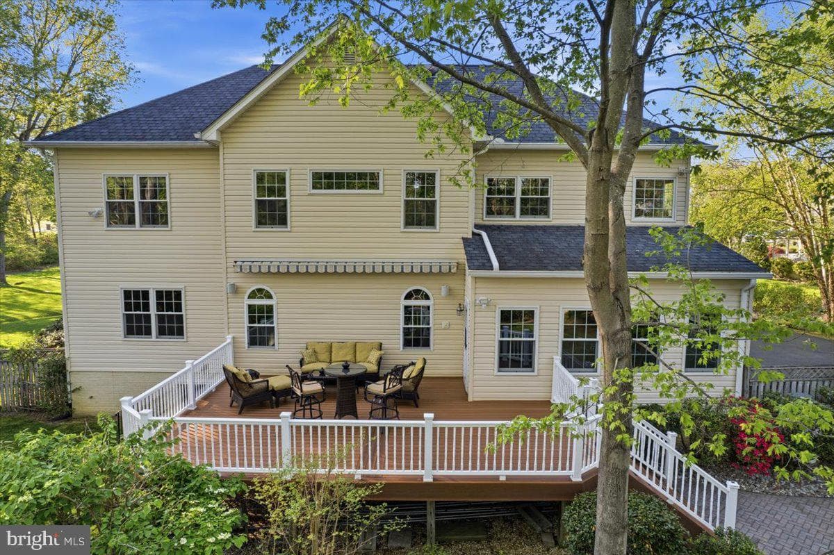 3285 Channel Court photo 135