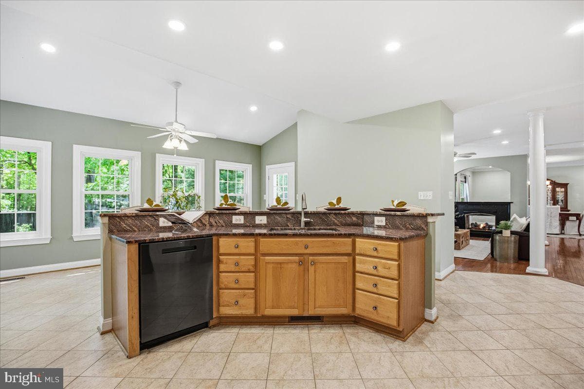 3285 Channel Court photo 47