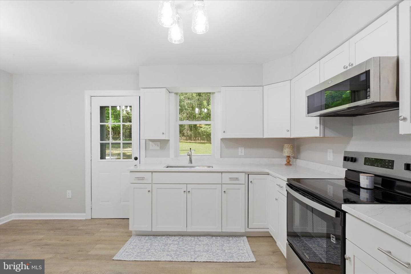6815 Marshall Road photo 13
