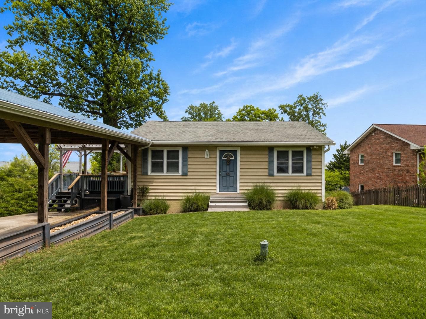 3817 Bayview Drive photo 3