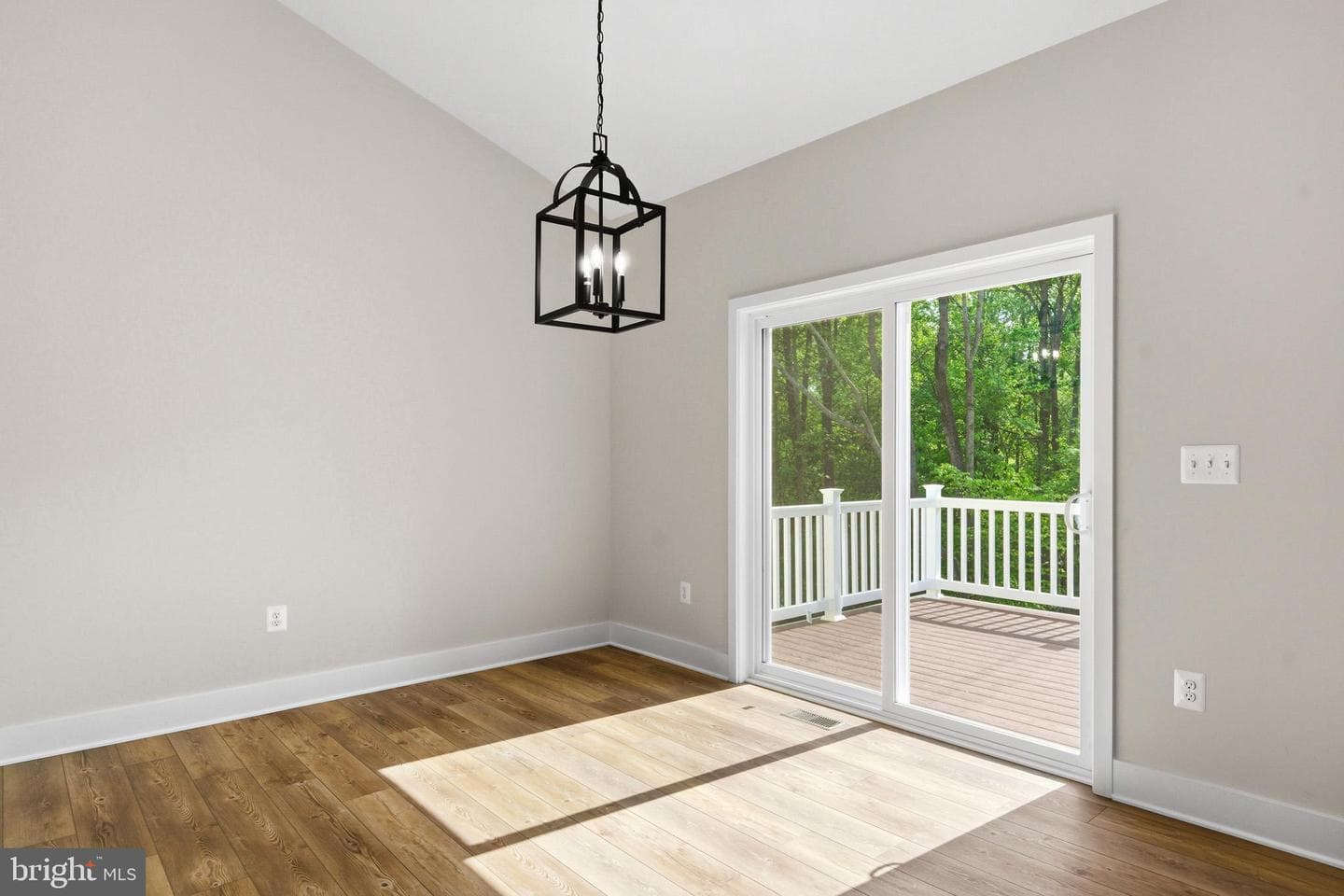 1362 Solomons Island Road photo 16