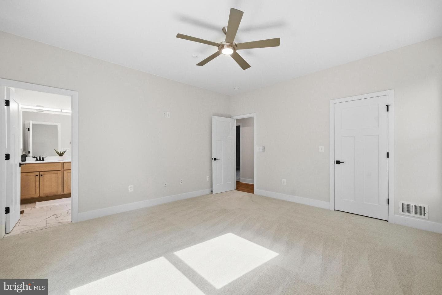 1362 Solomons Island Road photo 24