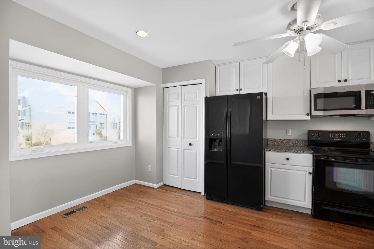 8076 Windward Key Drive photo 11