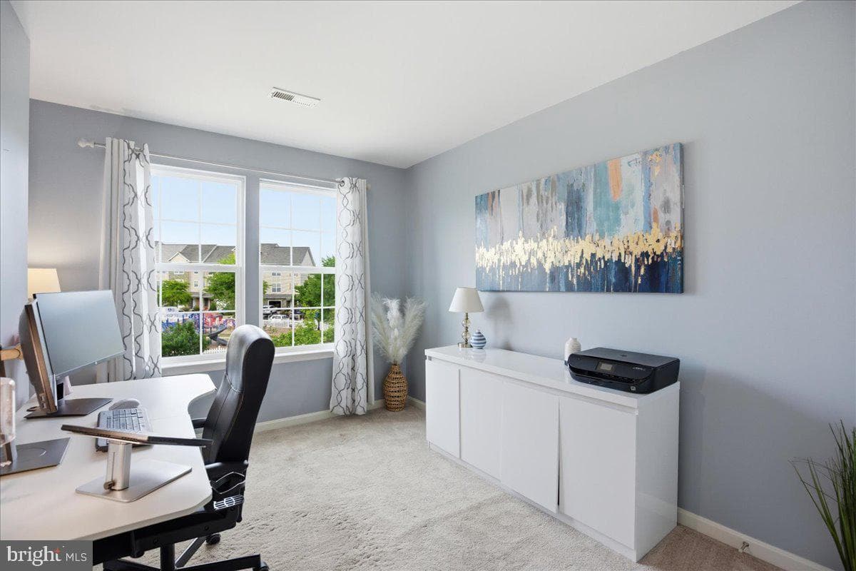 115 Thoroughbred Drive photo 35
