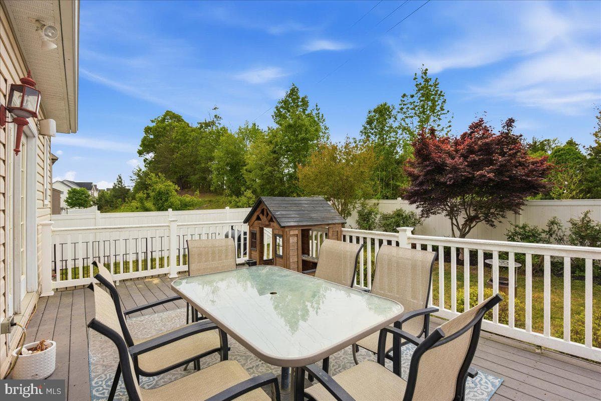 115 Thoroughbred Drive photo 45