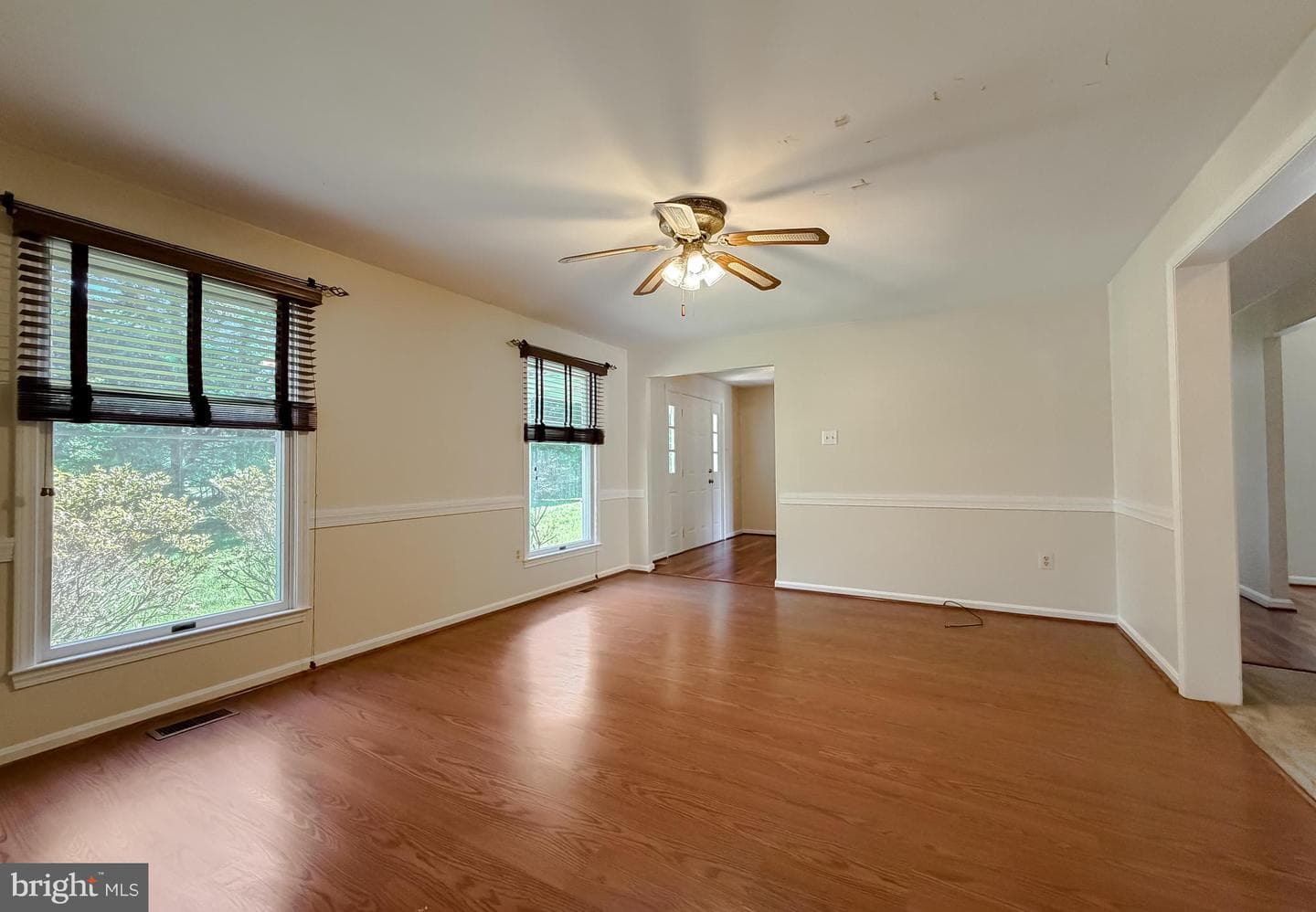 811 Cove Point Road photo 39