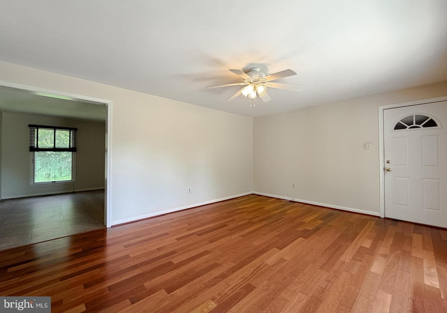 811 Cove Point Road photo 40