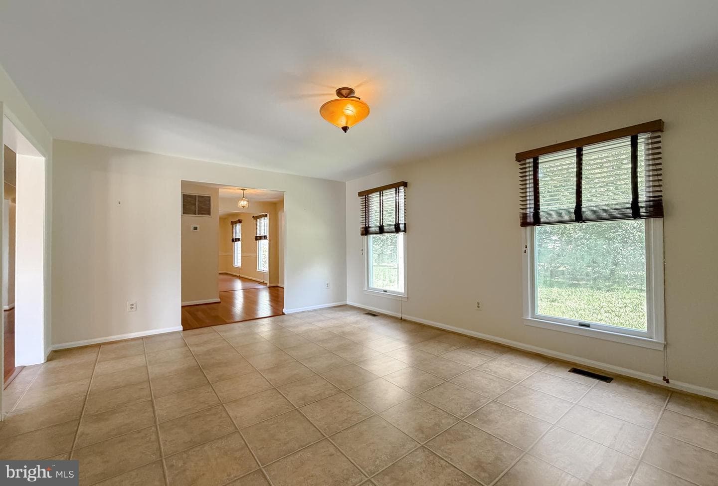 811 Cove Point Road photo 7