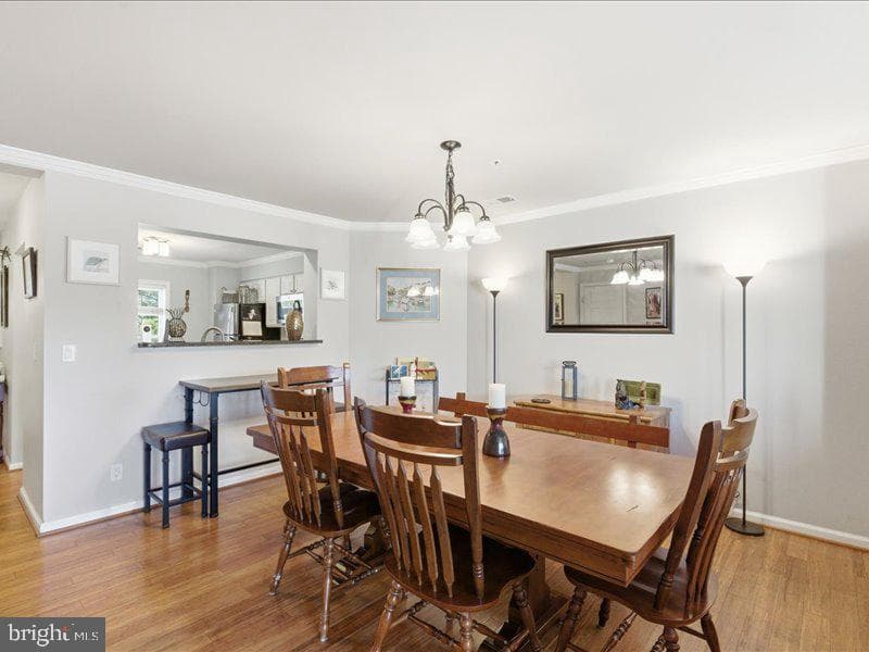 4013 Seagate Square photo 12