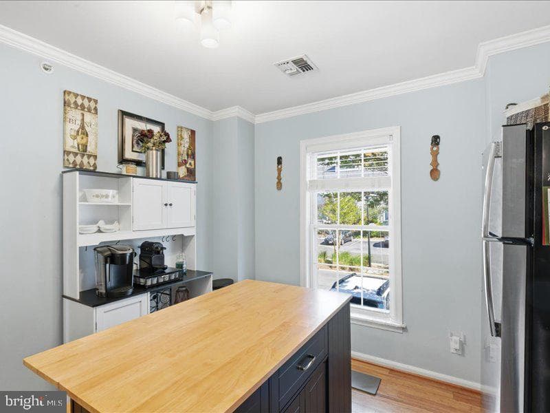 4013 Seagate Square photo 19