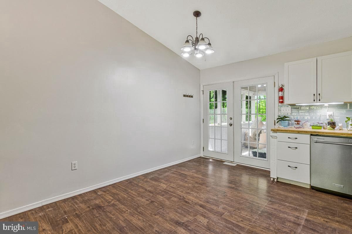 5030 Sunnyhills Drive photo 18
