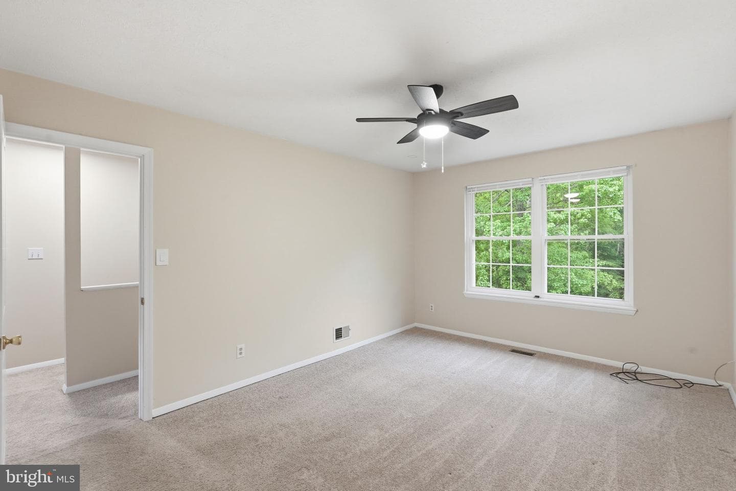 518 Maple Way photo 11