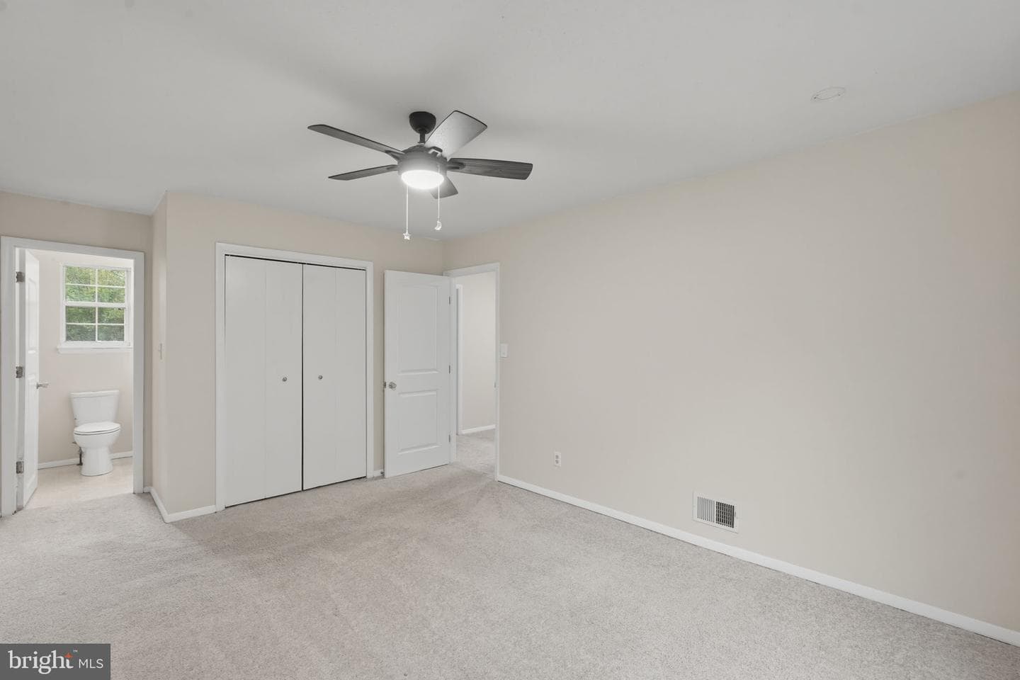 518 Maple Way photo 12