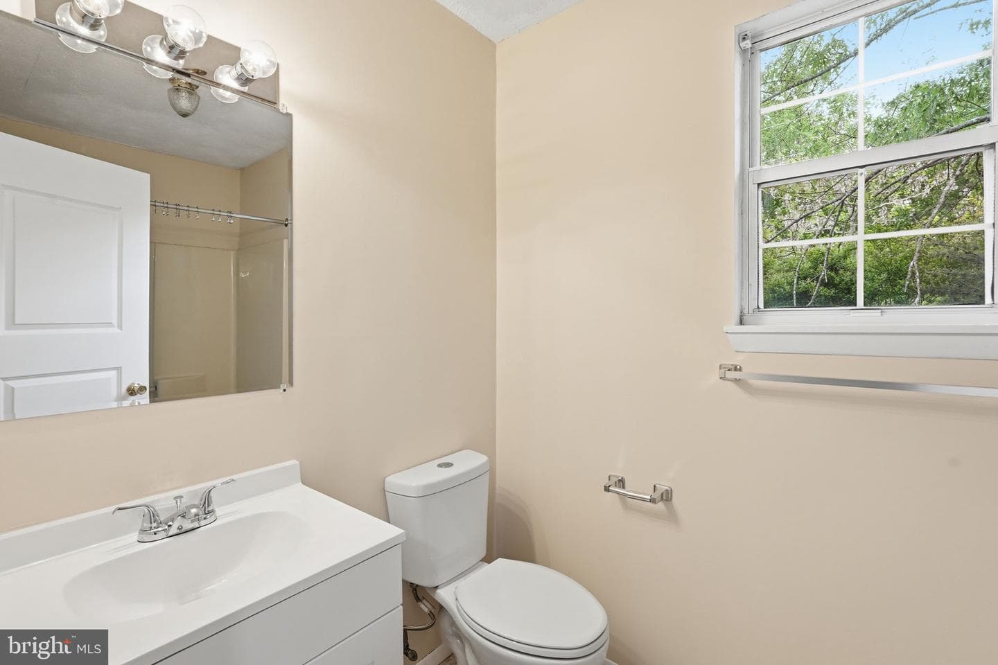 518 Maple Way photo 18