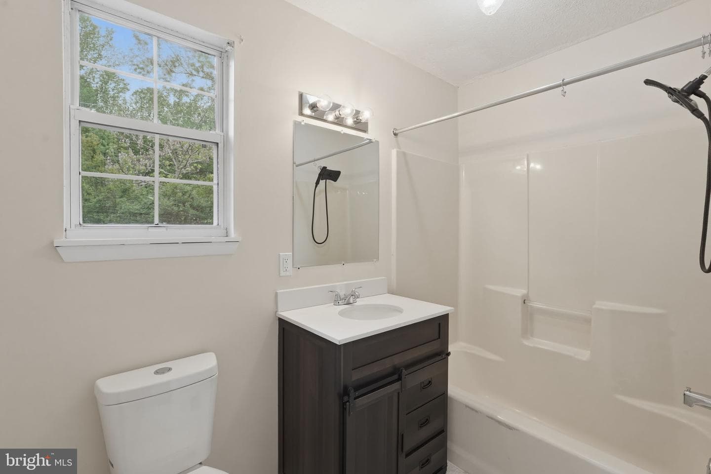 518 Maple Way photo 19