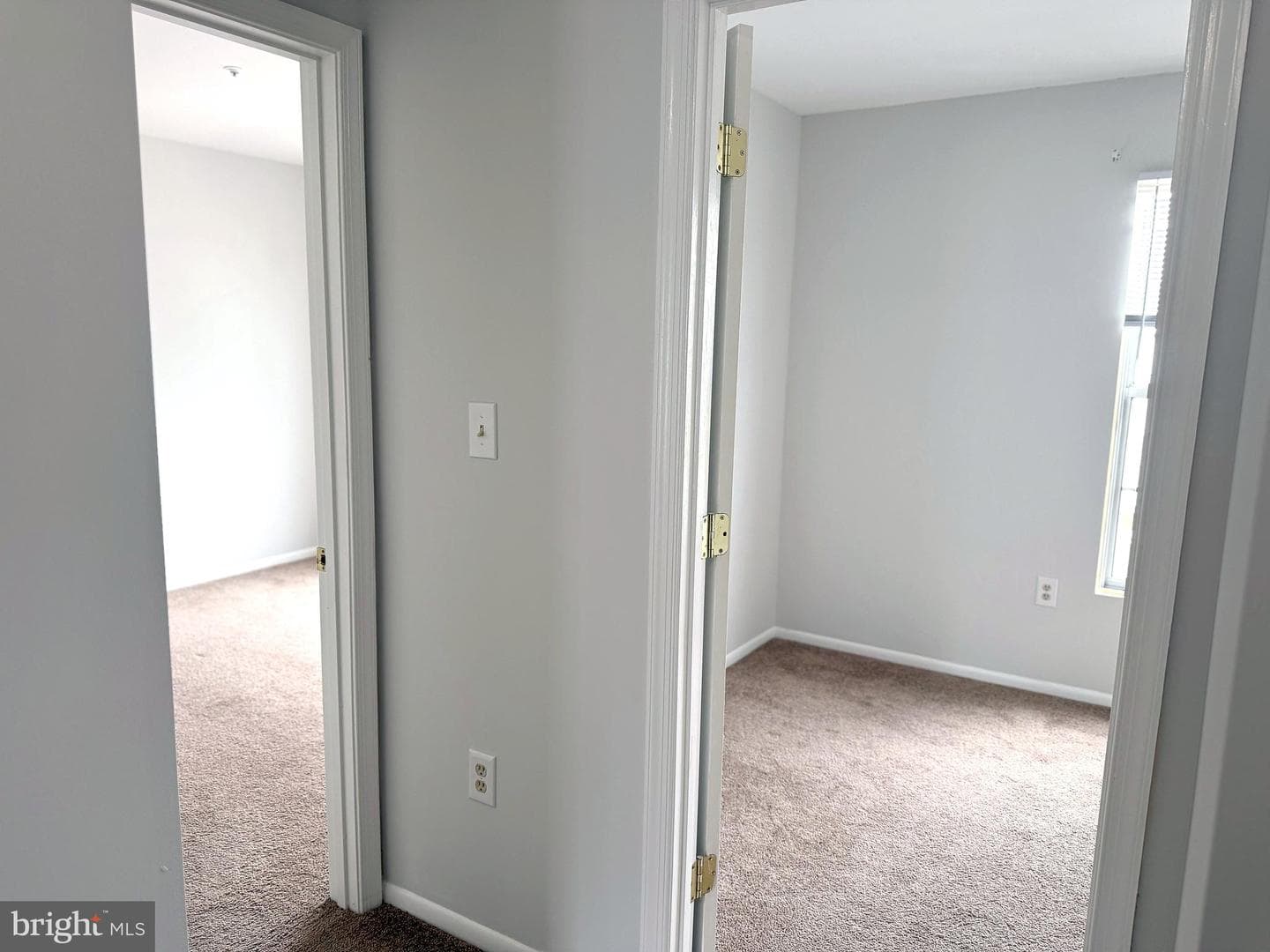 9422 Sea Breeze Court photo 21