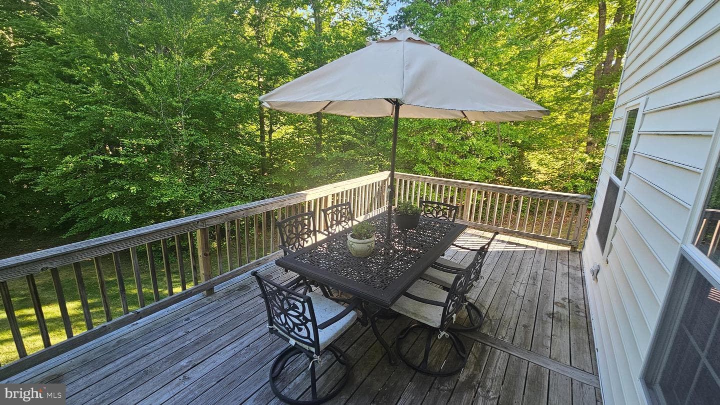 3020 Blackberry Lane photo 10