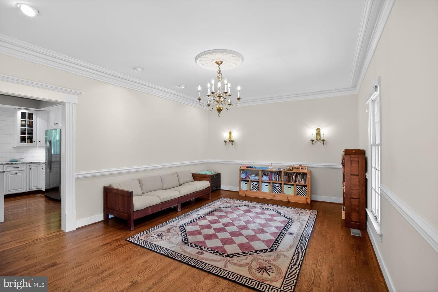 6921 Bond Street photo 22