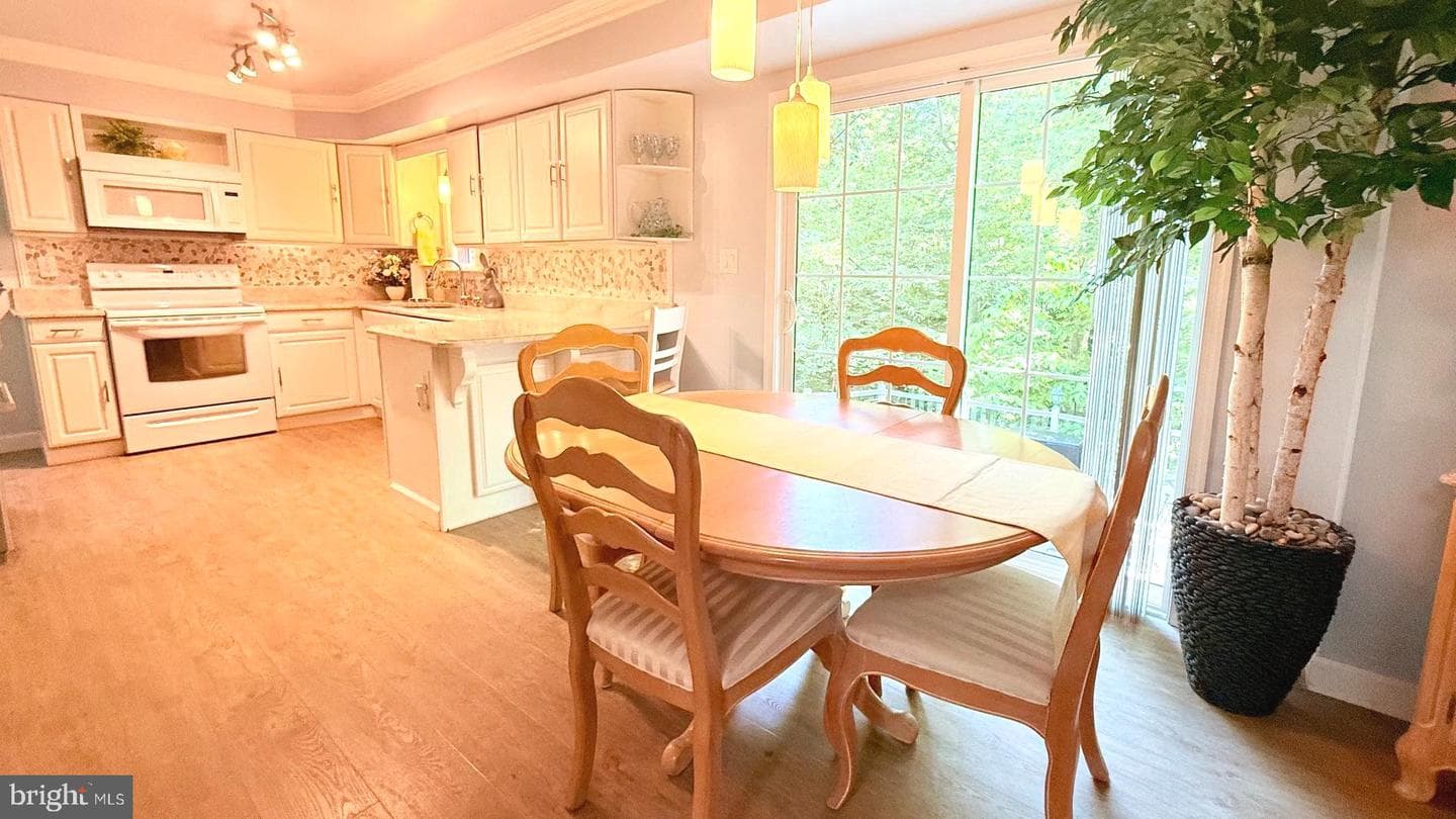 12541 Adobe Circle photo 8