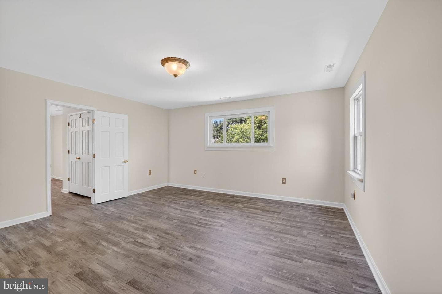 3907 3rd Street photo 35