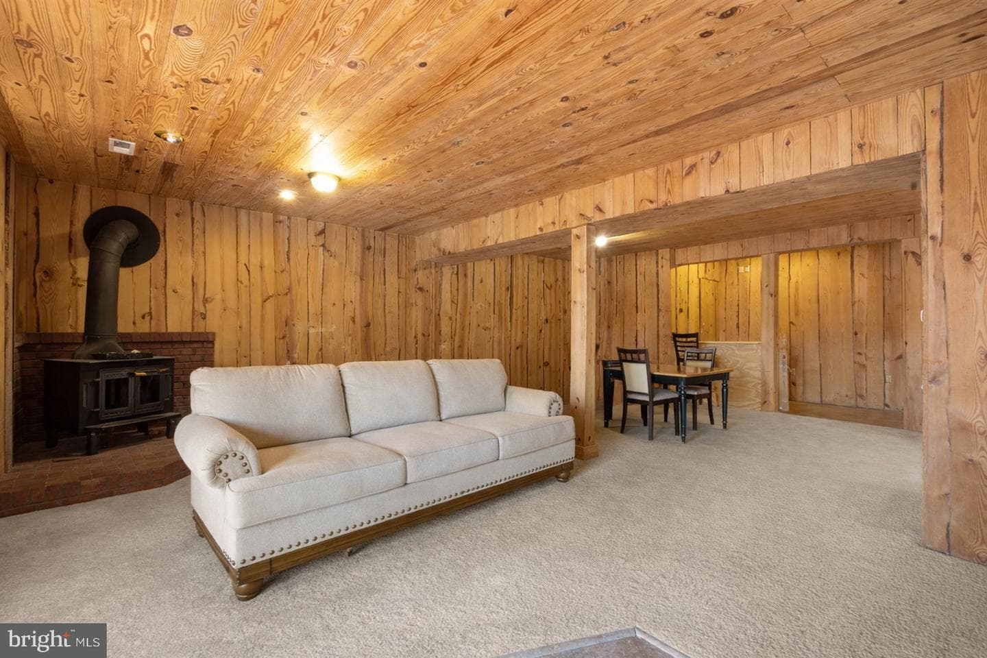 278 Valerie Lane photo 18