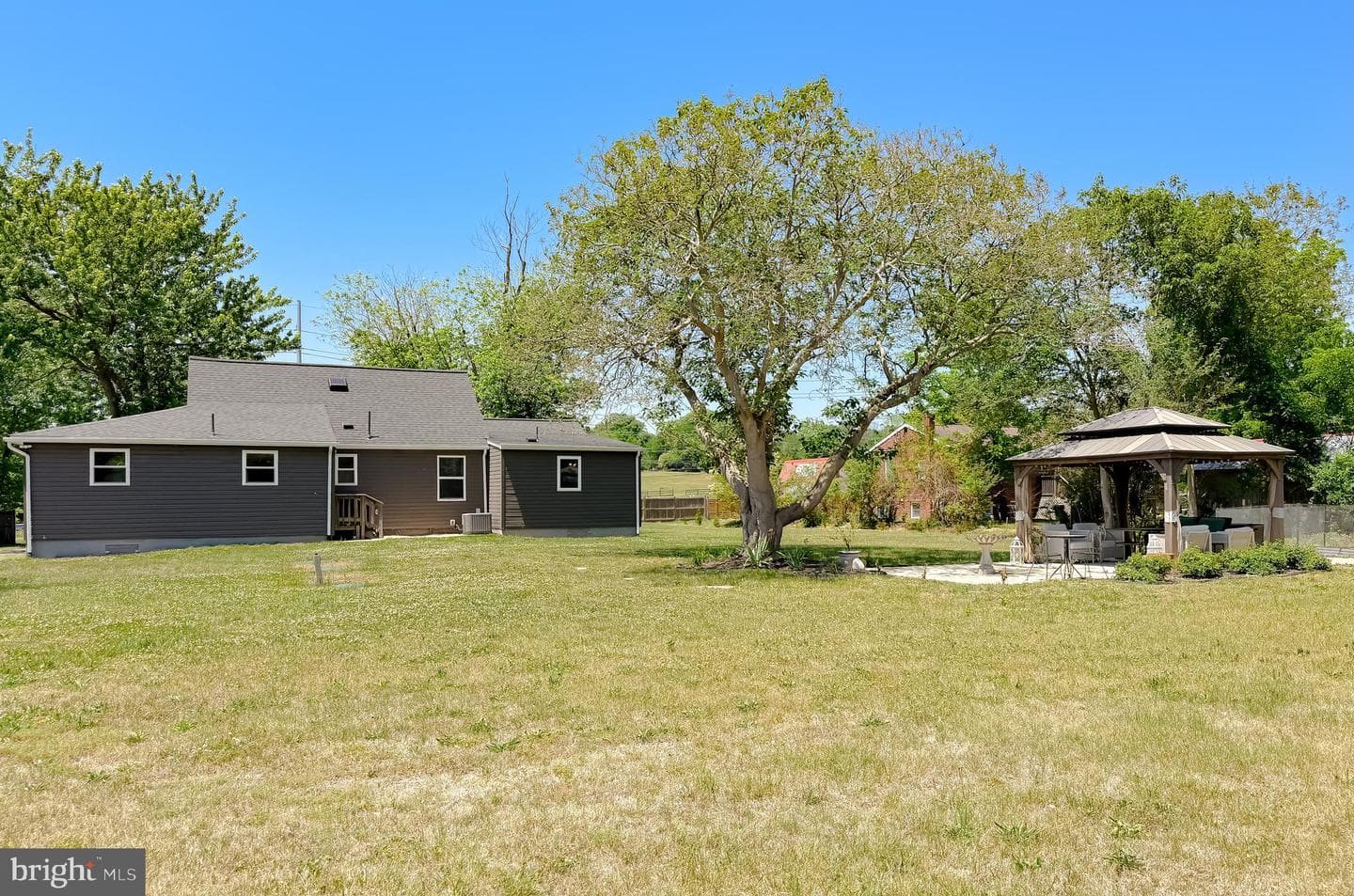 4985 Solomons Island Road photo 41