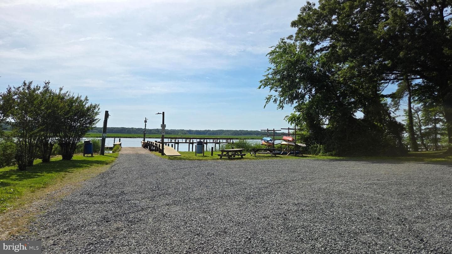 3901 Lakeside Ct photo 103