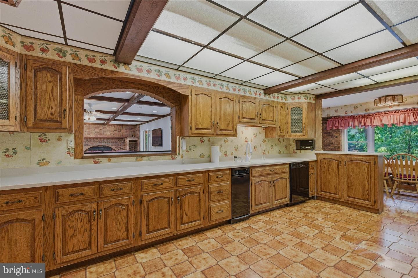 3901 Lakeside Ct photo 35