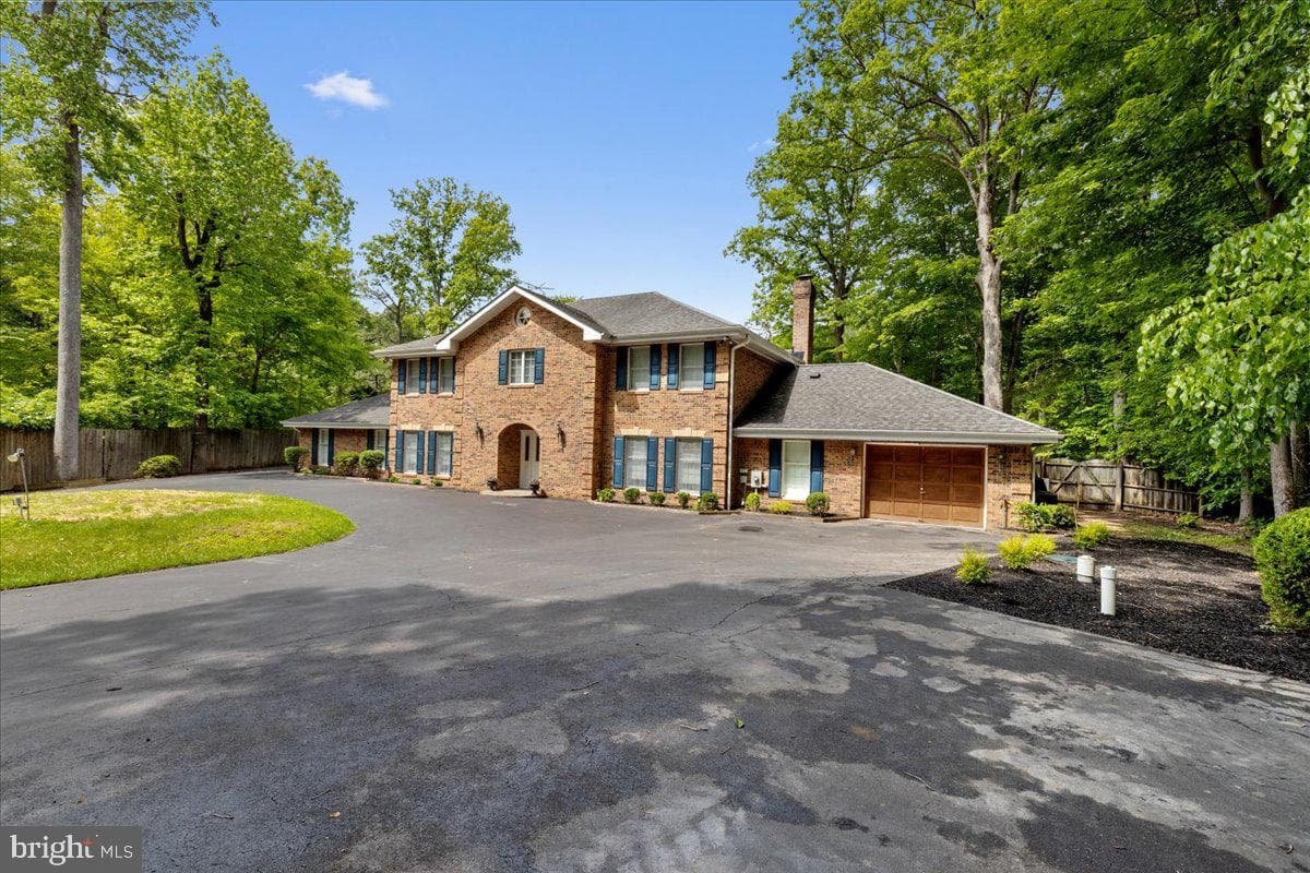 3901 Lakeside Ct photo 6