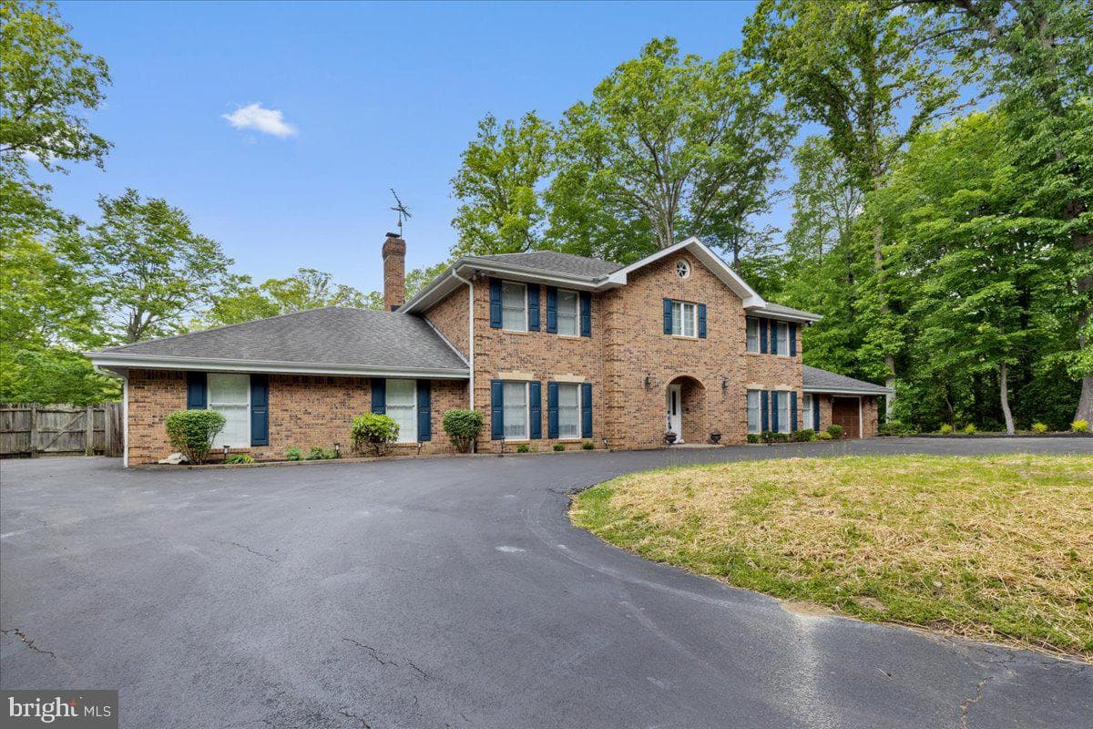 3901 Lakeside Ct photo 7