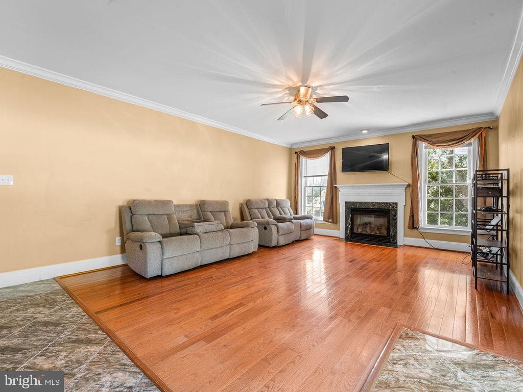 9236 Blue Sky Court photo 12