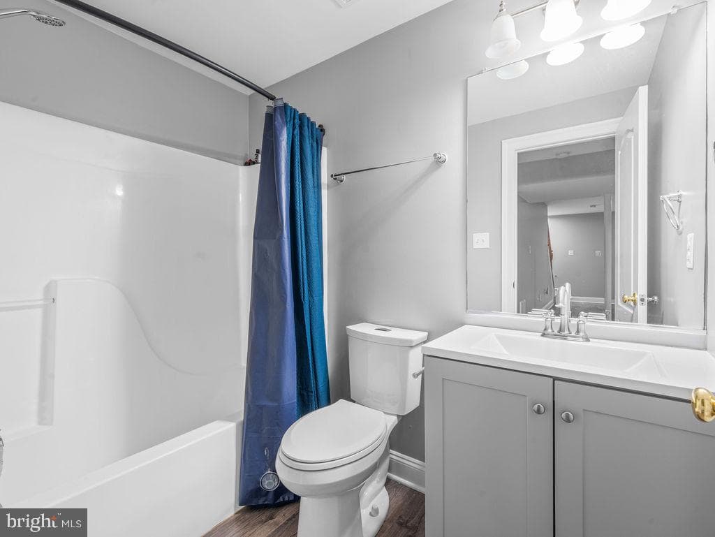 9236 Blue Sky Court photo 14