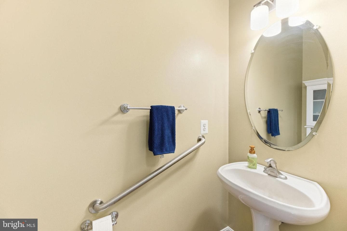 1824 Oriole Way photo 28