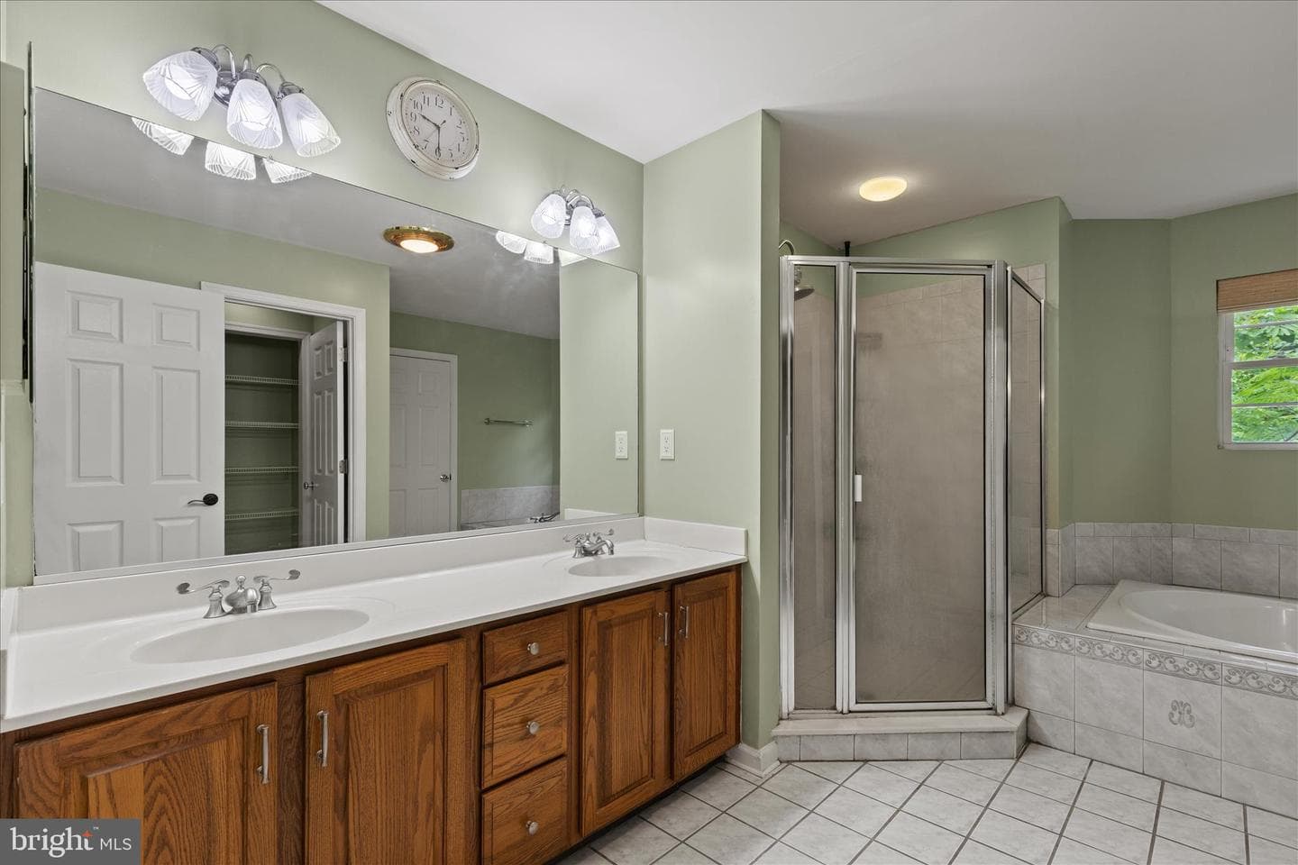 2731 Vivians Way photo 22