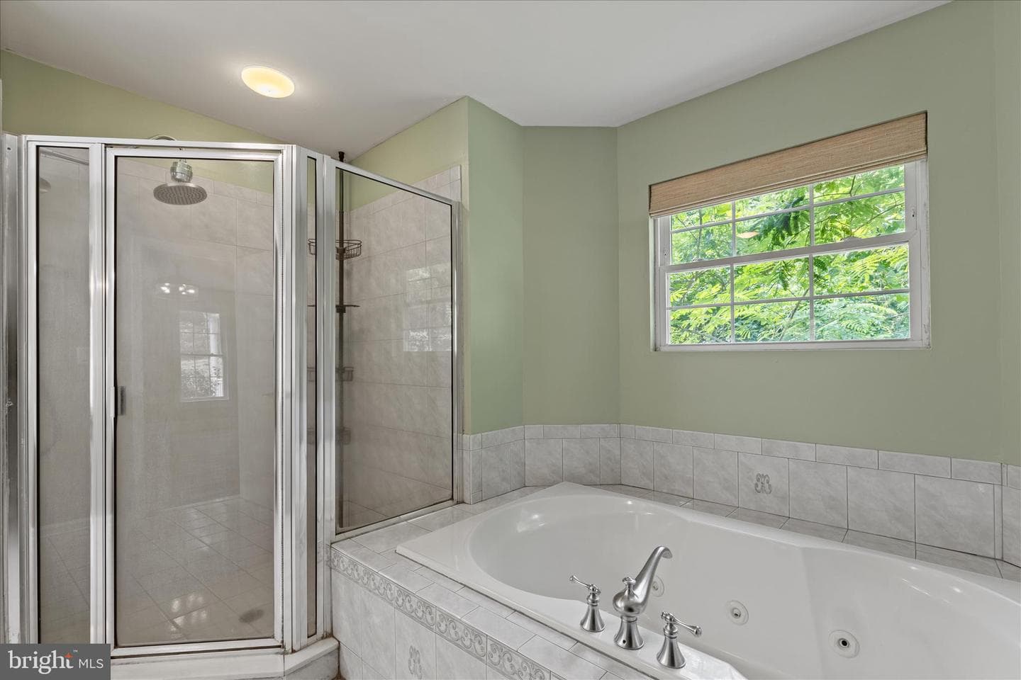 2731 Vivians Way photo 25