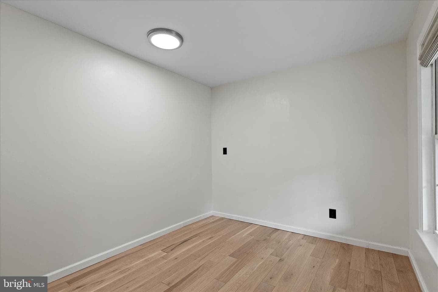 2731 Vivians Way photo 6