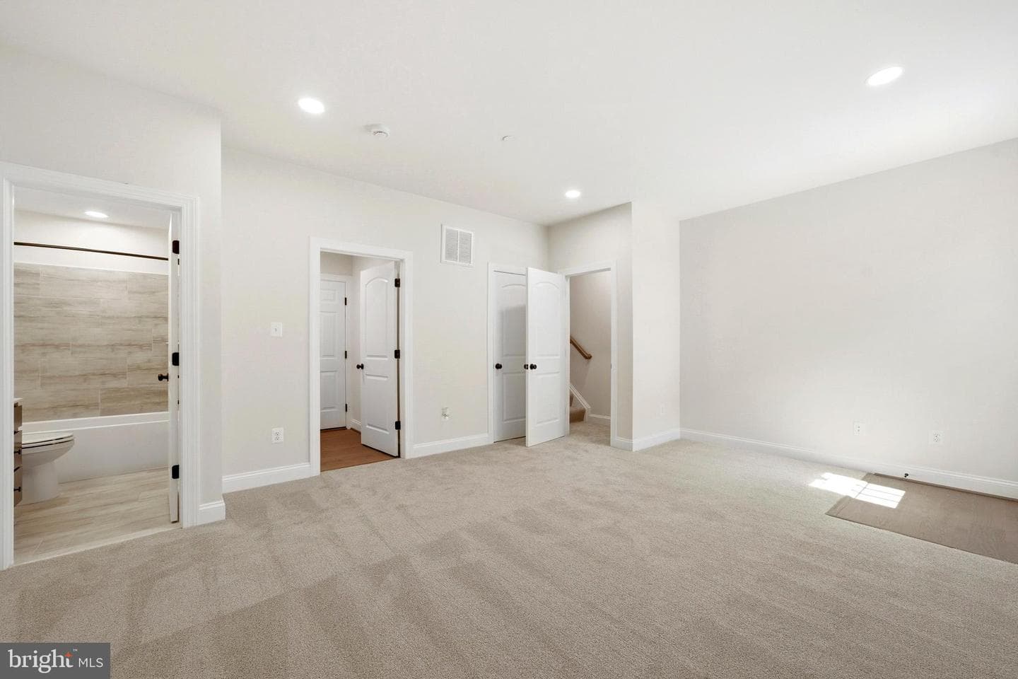 108 Potomac Court photo 35
