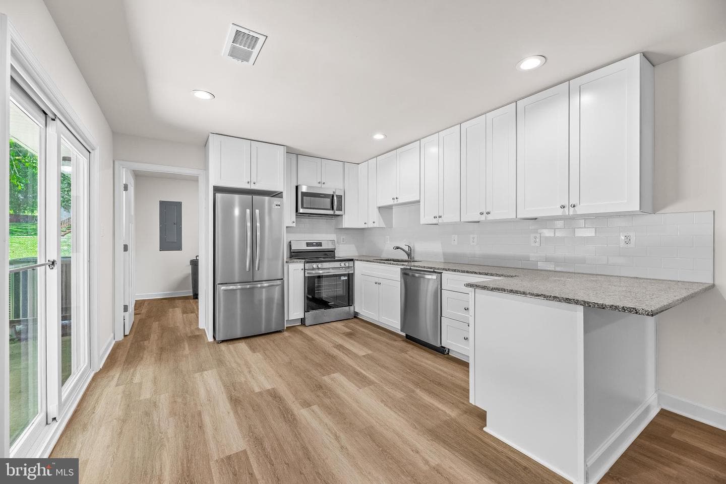 1458 Knight Avenue photo 14