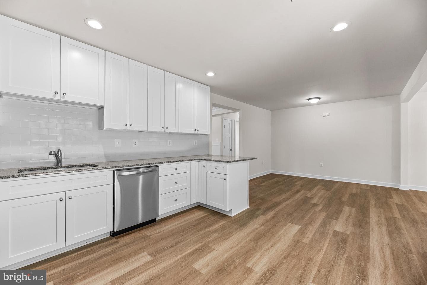 1458 Knight Avenue photo 18