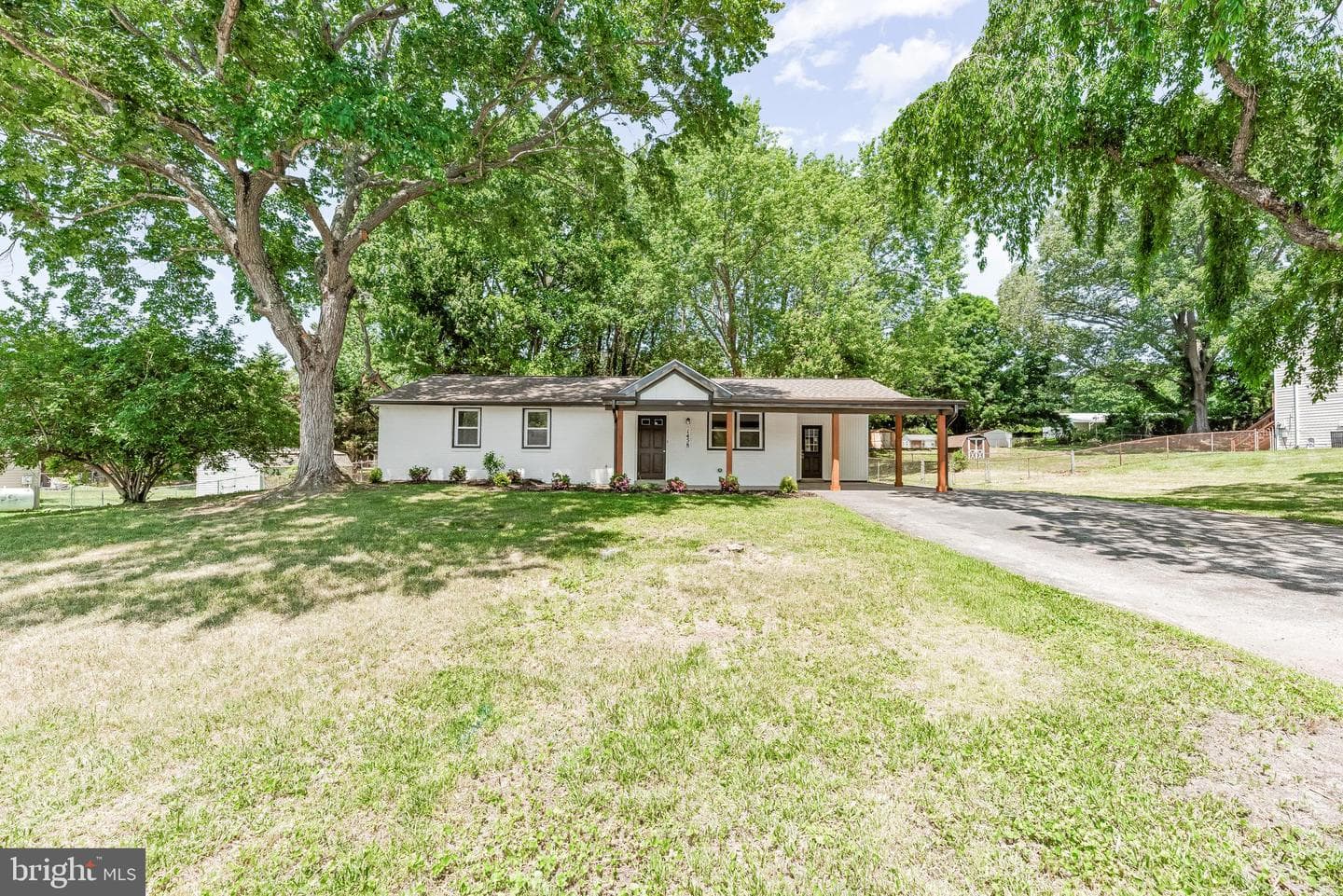 1458 Knight Avenue photo 2