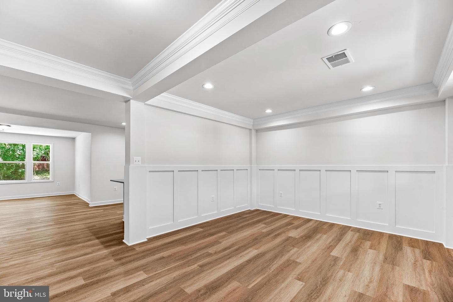 1458 Knight Avenue photo 5