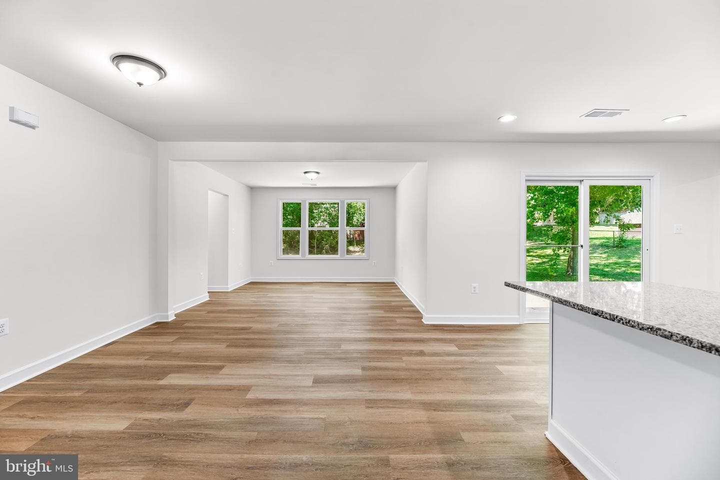 1458 Knight Avenue photo 8
