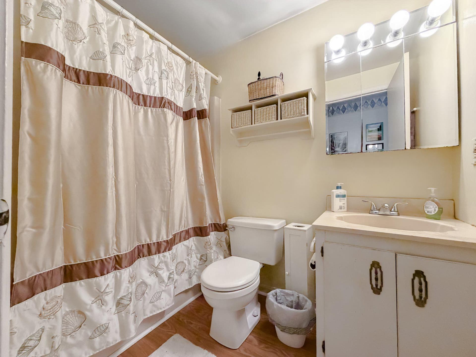 2050 Western Shores Boulevard photo 25